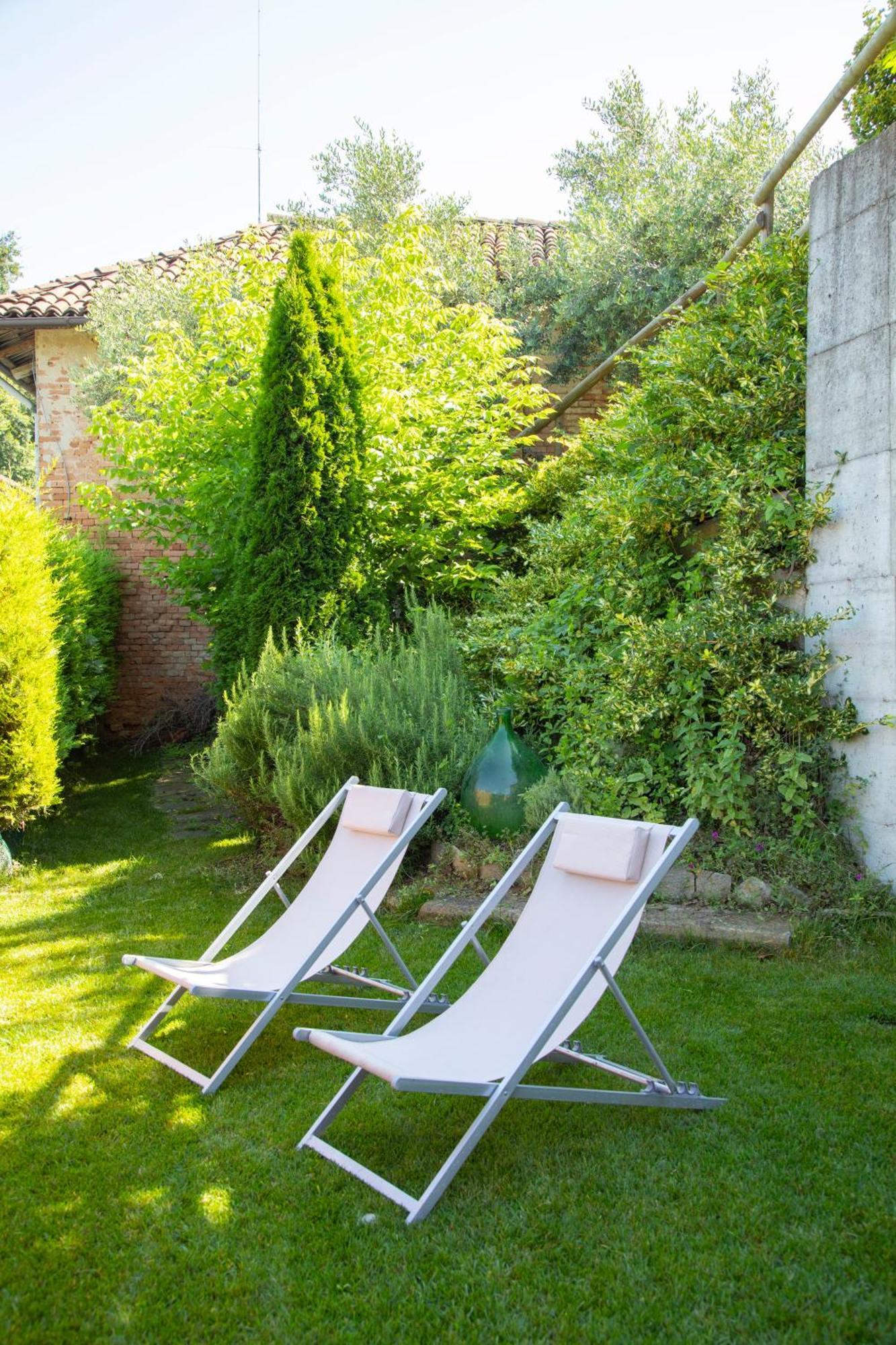 Casa Graziella- Appartamenti Vacanze Portacomaro Luaran gambar